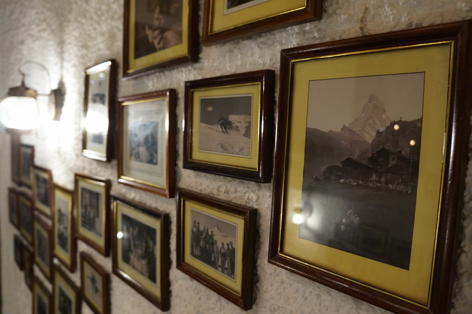 Hotel Walliserhof Zermatt Buitenkant foto